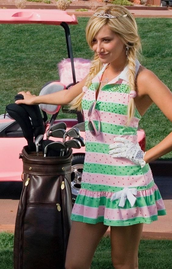 Fille blonde en tenue de Golf, pour vaincre la fatigue